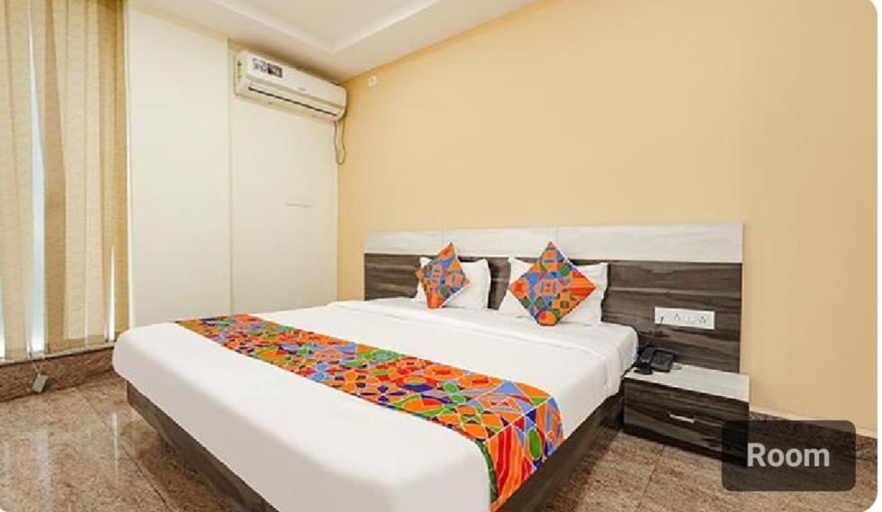 Lavish Residency Hotel Bangalore Exterior foto