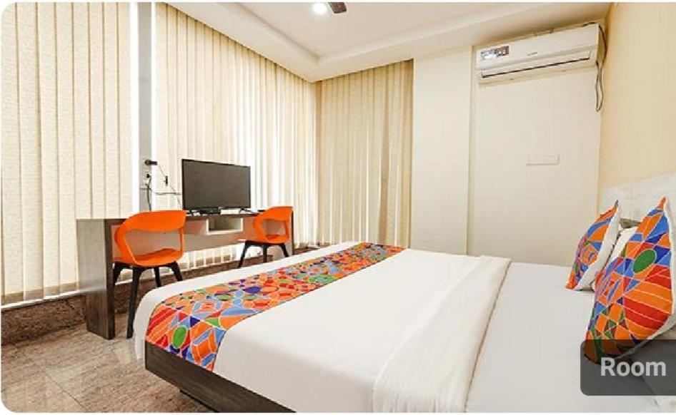 Lavish Residency Hotel Bangalore Exterior foto